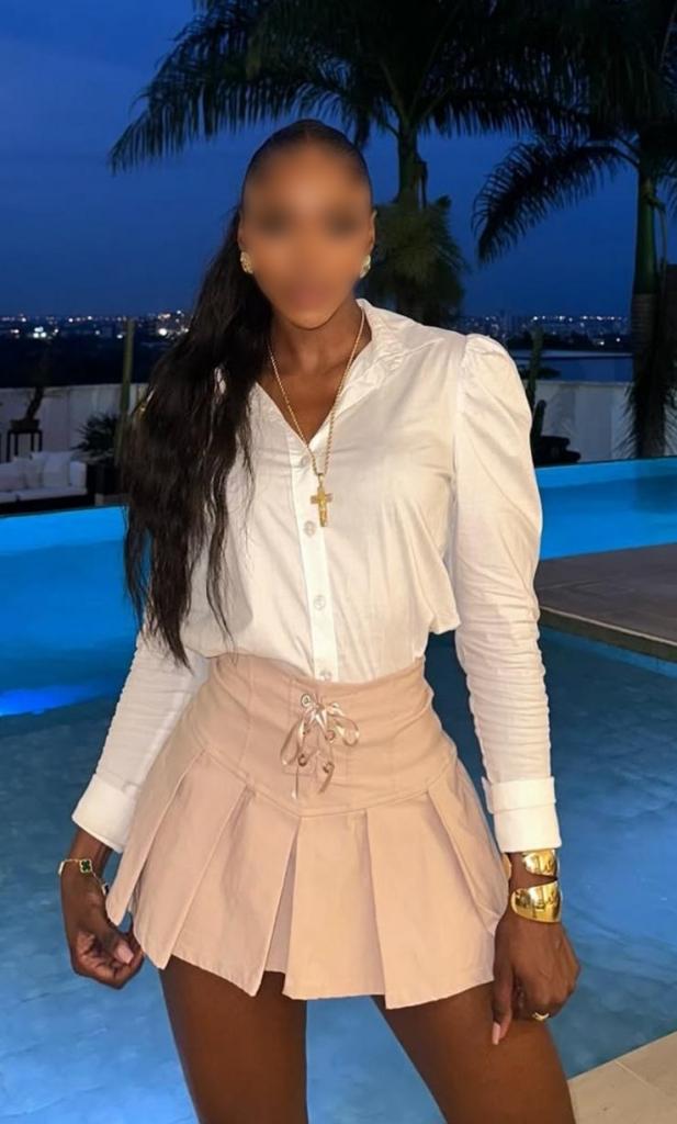 Chica busca chico en Málaga: Chica busca chico