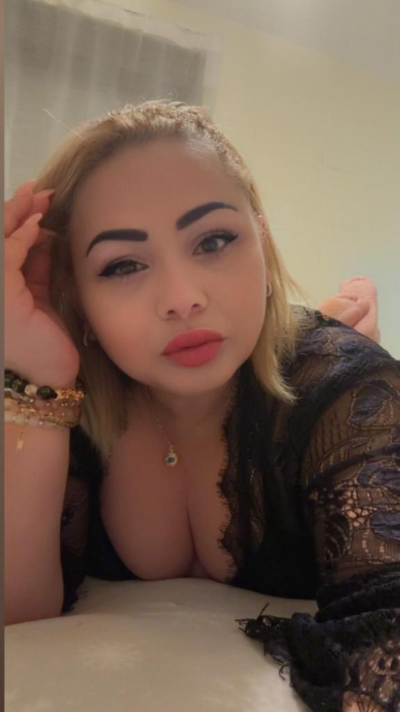 613950817: Chica busca chico en Cádiz