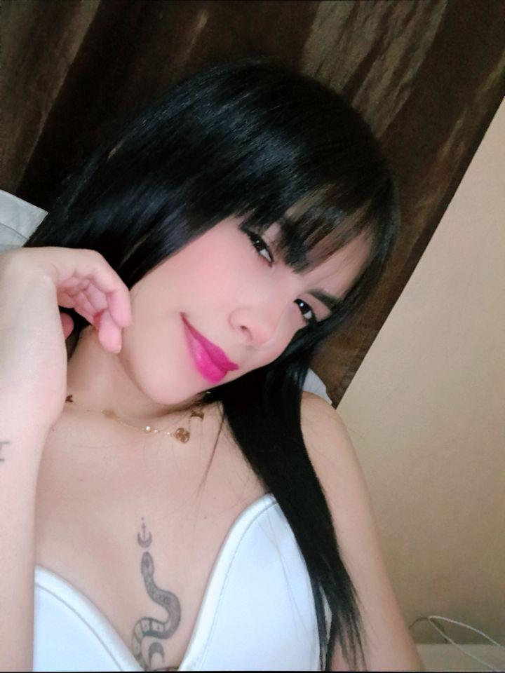 Chica busca chico en Cádiz: 