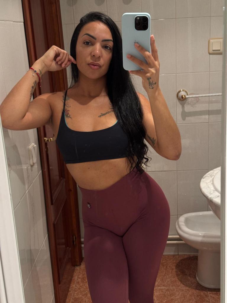 Chica busca chico en Cáceres: Chica busca chico