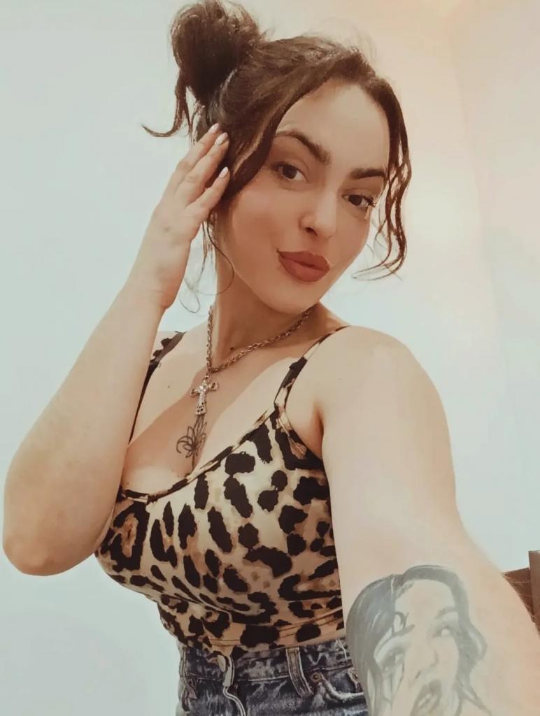 Chica busca chico en Sevilla: 