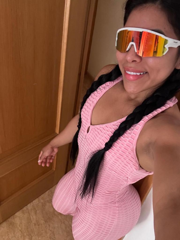 Chica busca chico en Granada: 