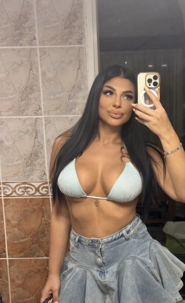 637812139: Chica busca chico en Alicante