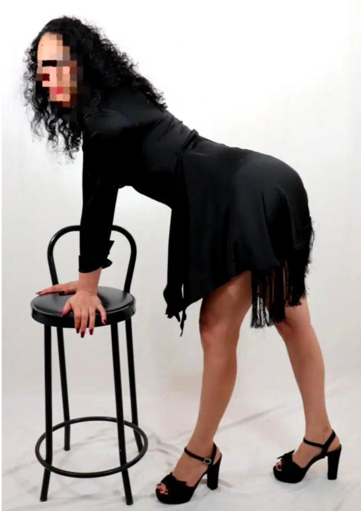 Chica busca chico en Huesca: 