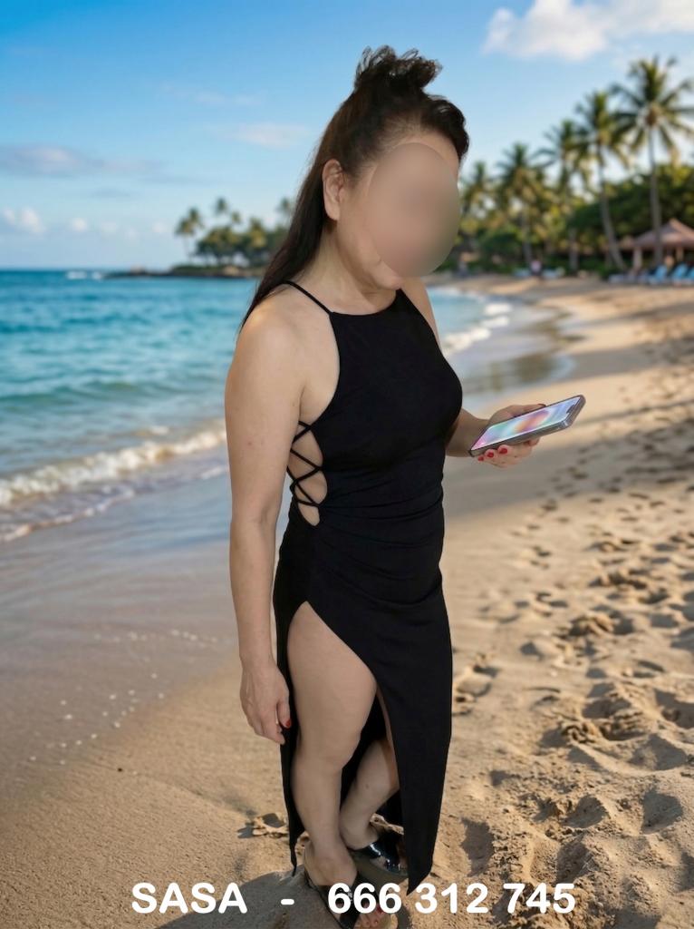 666312745: Chica busca chico en Gerona