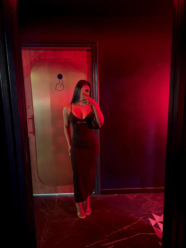 Chica busca chico en Barcelona: 