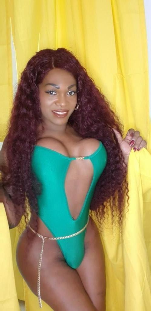 614911233: Travesti en Sevilla