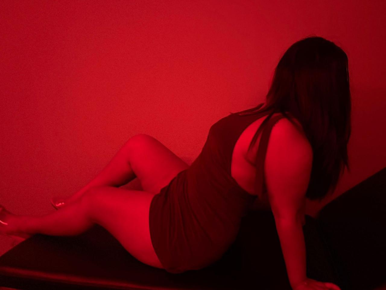 622375538: Chica busca chico en Barcelona