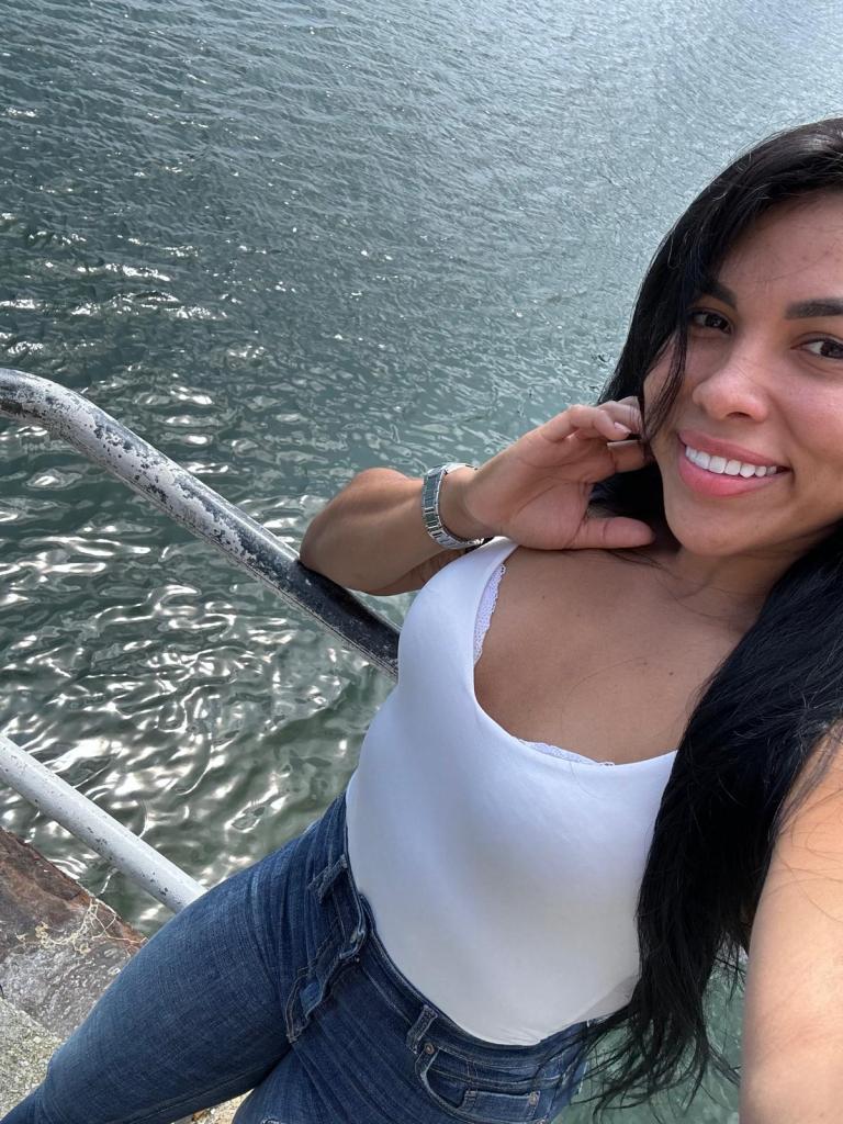 Chica busca chico en Granada: 