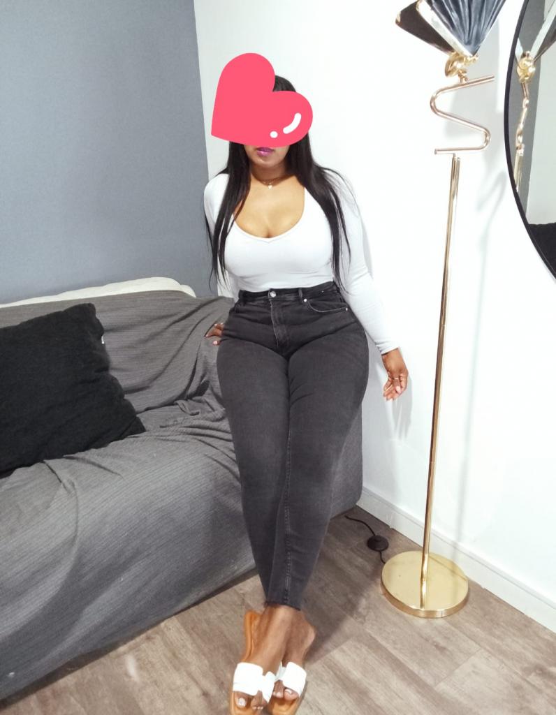 Chica busca chico en Sevilla: 