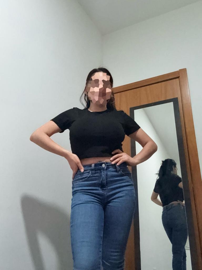 Chica busca chico en Granada: 