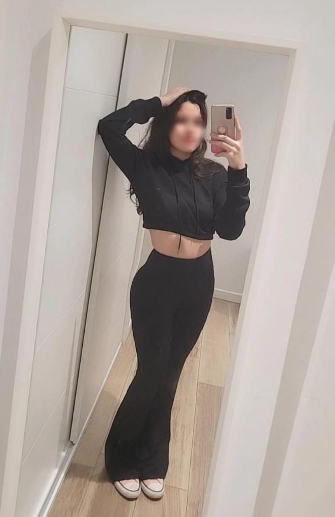 Chica busca chico en Alicante: Chica busca chico