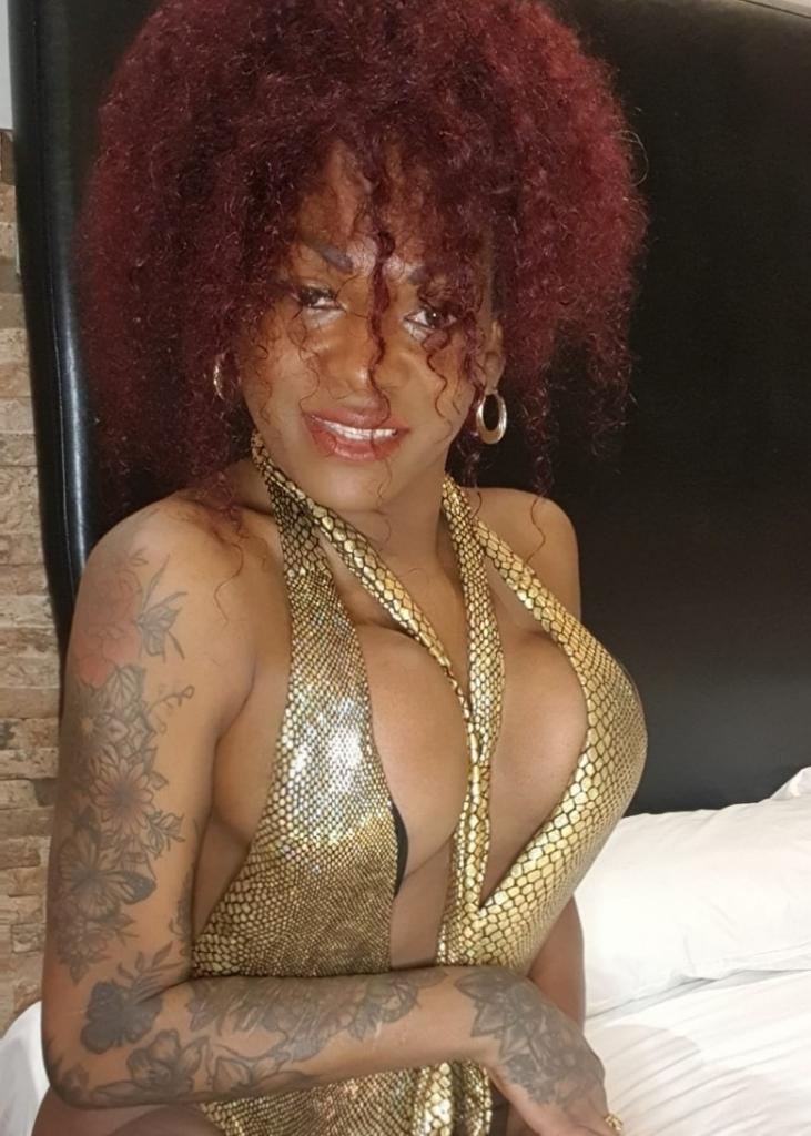 614711403: Travesti en Sevilla