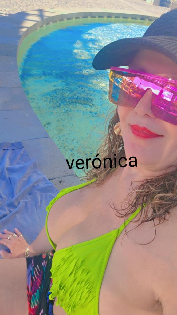 Chica busca chico en Tenerife: 