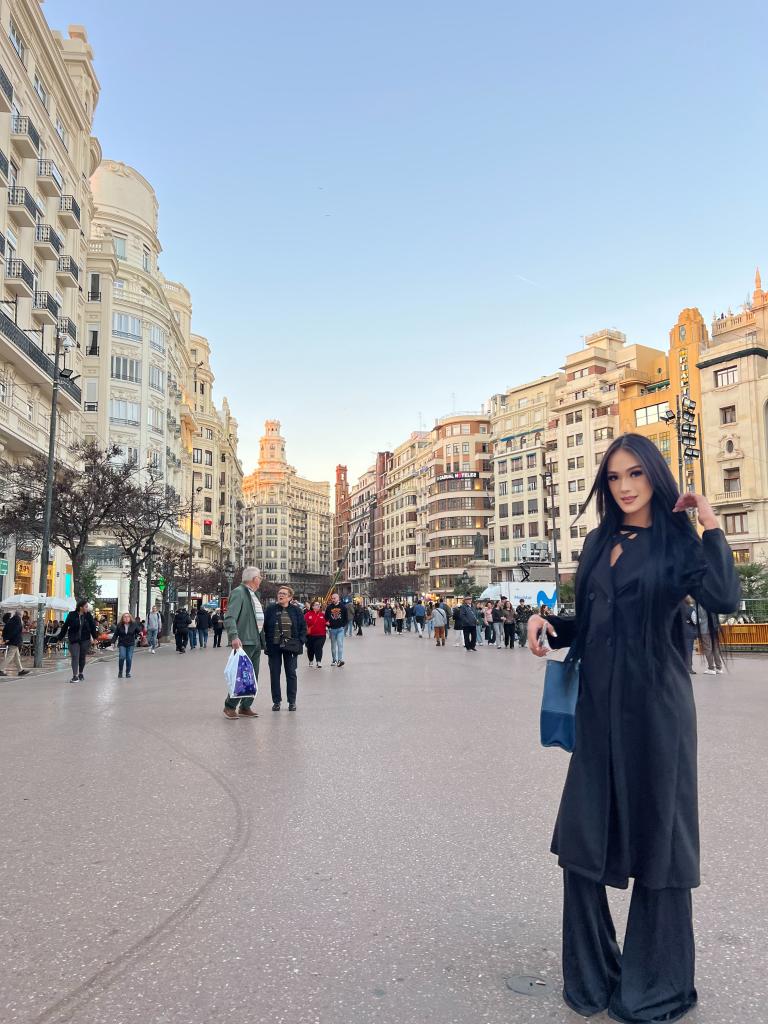 Transexual en Málaga: Transexuales y Travestis