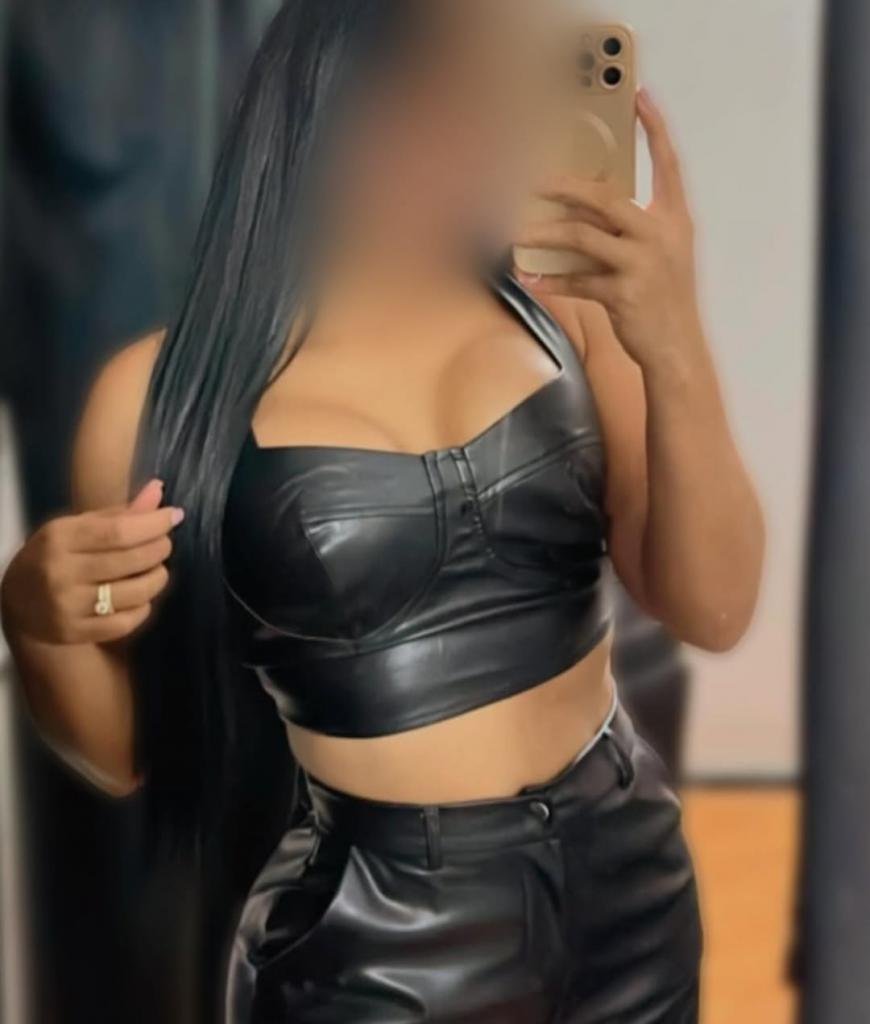 Chica busca chico en Sevilla: 