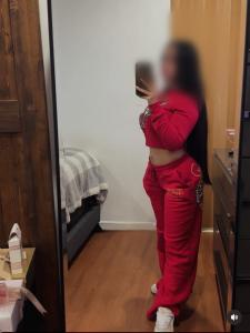 672959338: Chica busca chico en Albacete