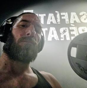 603897404: Chico busca chica en Valladolid