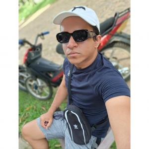 603838629: Chico busca chica en Madrid