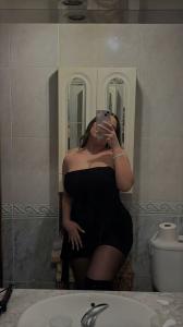 644569667: Chica busca chico en La Coruña