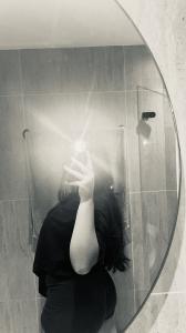 643435358: Chica busca chico en Cuenca