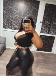 658219800: Chica busca chico en Sevilla