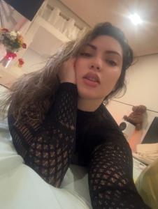 600666308: Chica busca chico en Madrid