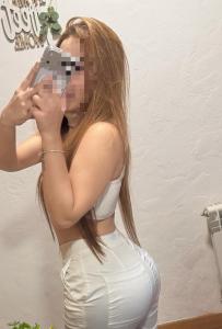 605282260: Chica busca chico en Gerona