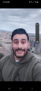 681624654: Chico busca chica en Barcelona