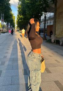 643069911: Chica busca chico en Mallorca