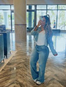 747413597: Chica busca chico en Cáceres