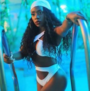 654129504: Chica busca chico en Málaga