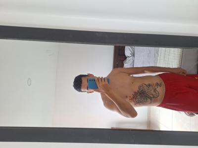 613991559: Chico busca chica en Orense