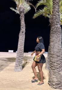 643069911: Chica busca chico en Mallorca