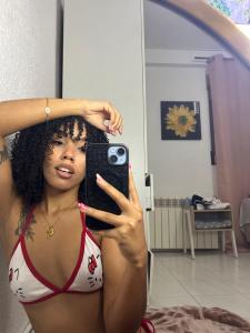 612458698: Chica busca chico en Granada