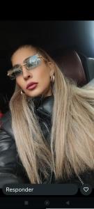 613855614: Chica busca chico en Gerona