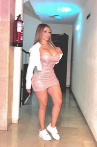 627516379: Chica busca chico en Valencia