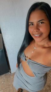 610799018: Chica busca chico en Barcelona