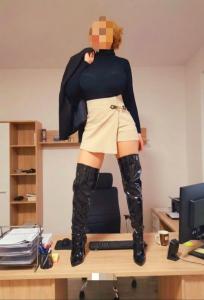 652039555: Chica busca chico en Madrid