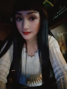 688162996: Chica busca chico en Barcelona