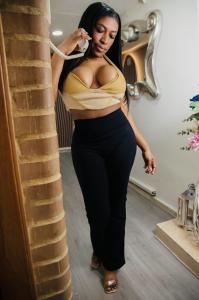 613563917: Chica busca chico en Alicante