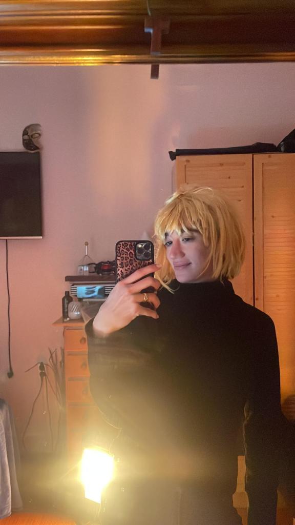 666010527: Chica busca chico en Madrid