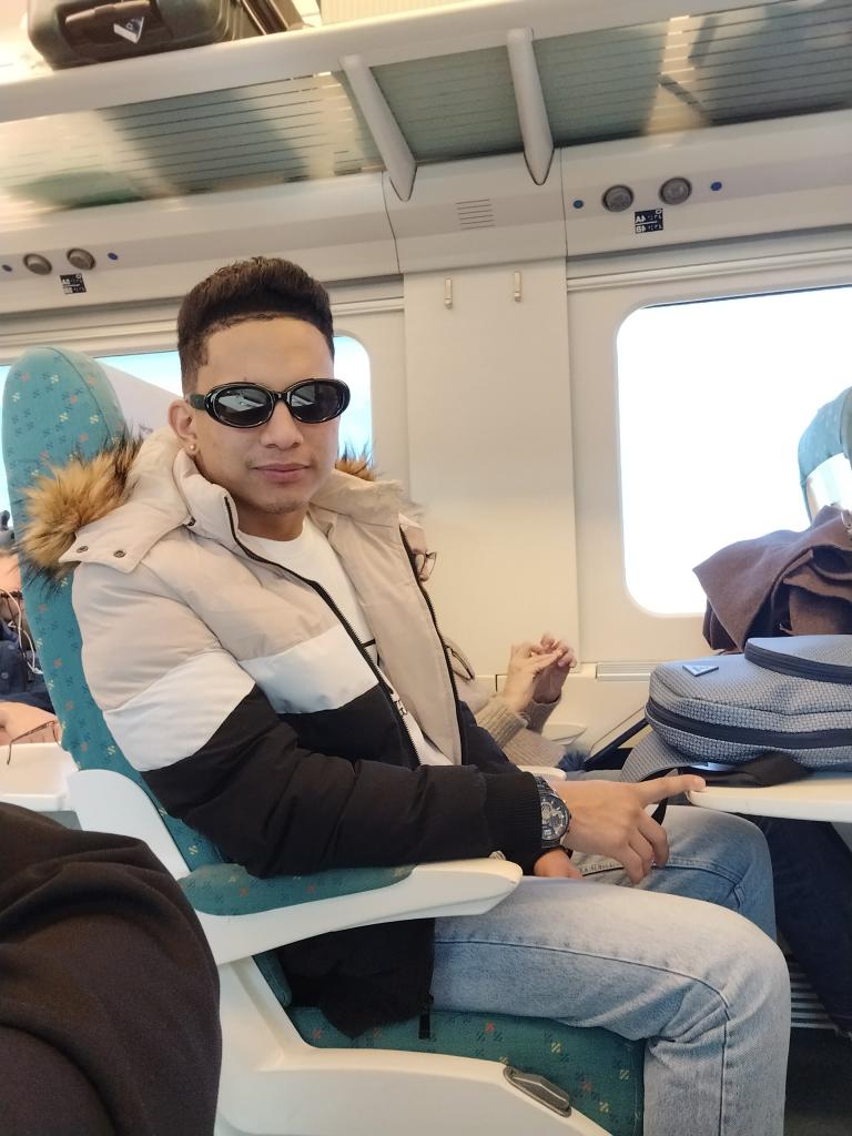 Chico busca chica en Alicante: 