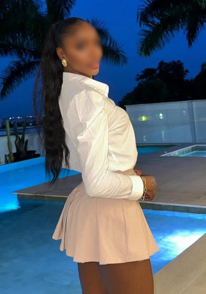 742078543: Chica busca chico en Málaga