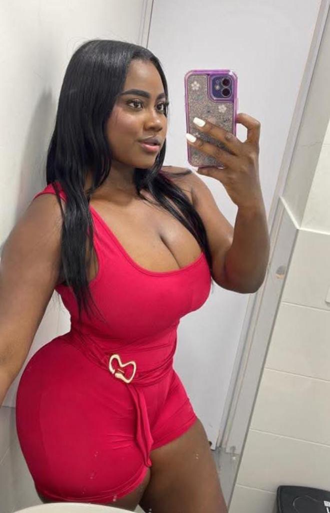 Chica busca chico en Tenerife: 