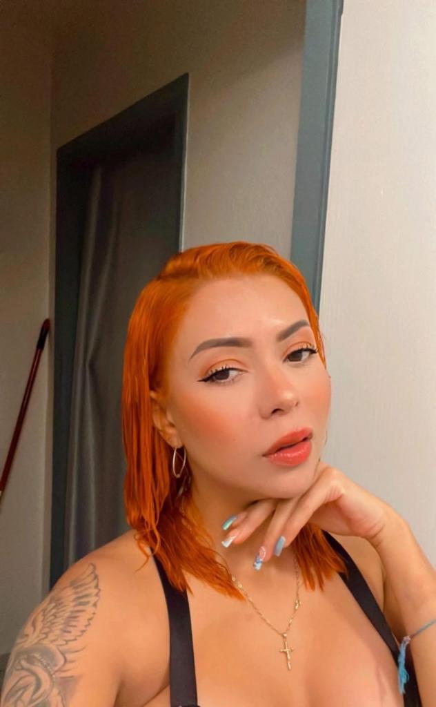 Chica busca chico en Ibiza: 