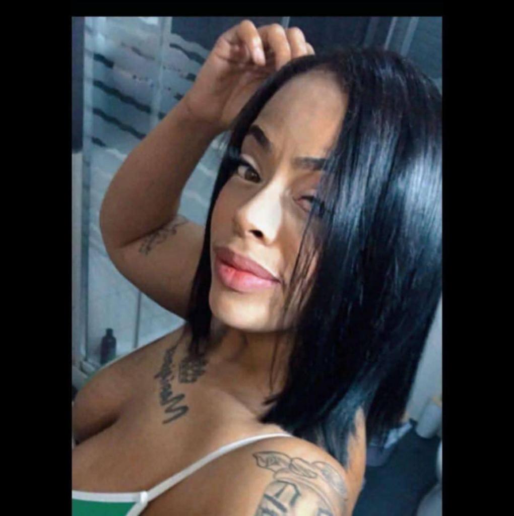 613898305: Chica busca chico en Alicante