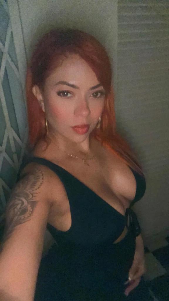 Chica busca chico en Ibiza: 