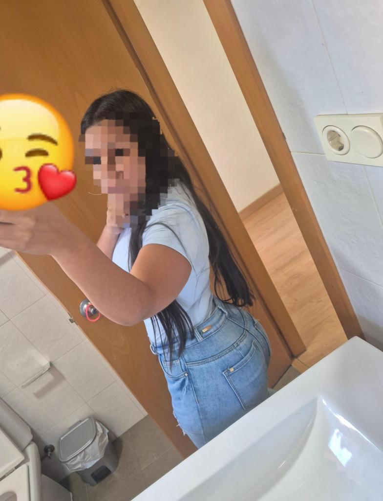 607249990: Chica busca chico en Almería