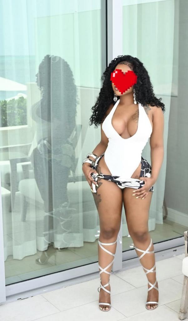 Chica busca chico en La Coruña: 